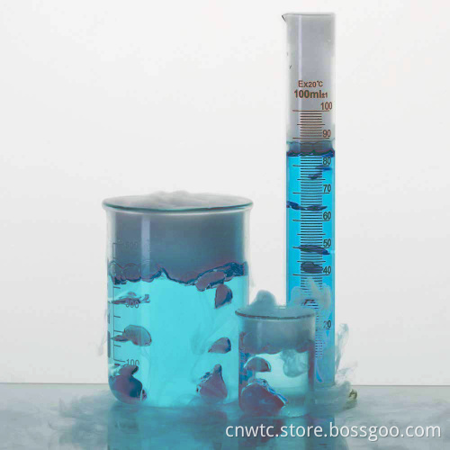 Lab Glass Measuring Cylinder: Borosilicate Boro3.3 with Graduation for Scientific Measurements